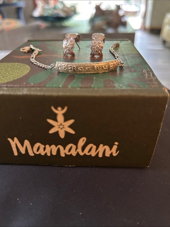 Hawaiian Heirloom Jewelry - Sterling Silver Hand Engraved Bracelet and Earrings Made in Hawaii